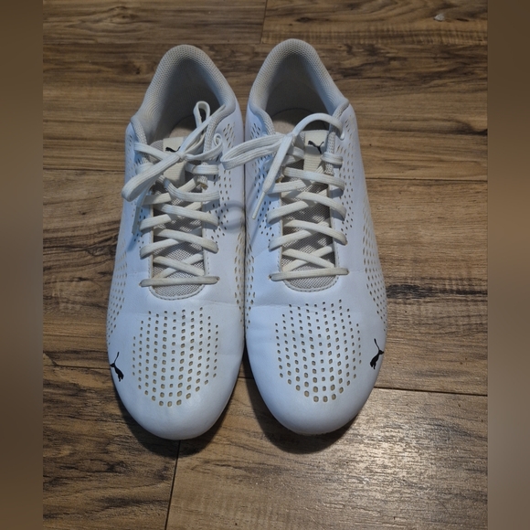 White Modern Boat Shoes with Breathable Design - Picture 1 of 8